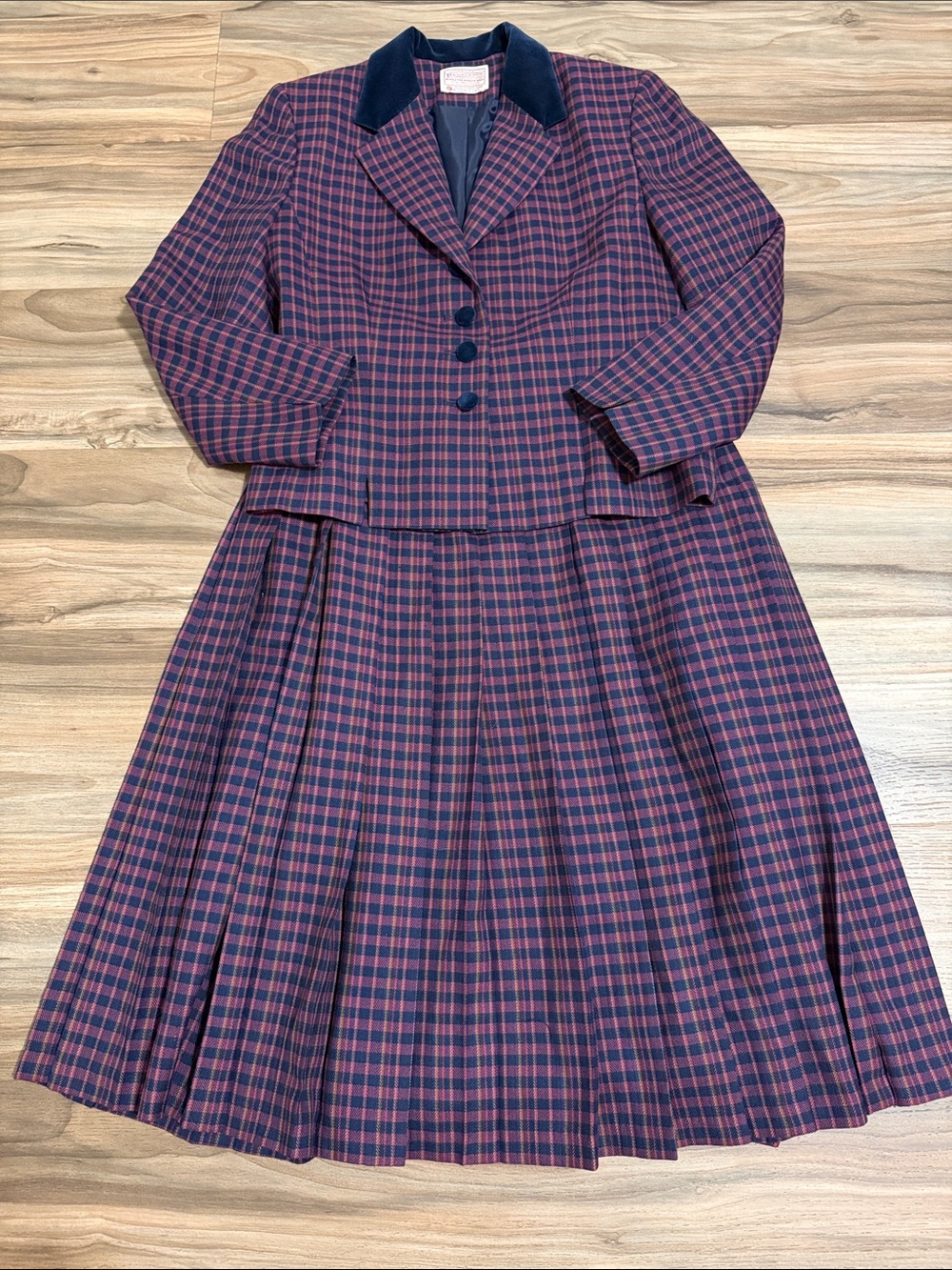 Vtg. Pendleton Wool Plaid Skirt Suit Women's Jacket 10 Pleated Skirt 12 Academia
